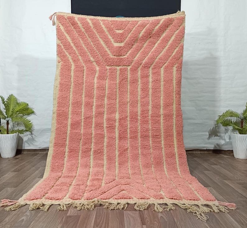 Pink Moroccan Wool Rug – Handmade Berber Area Rug – Minimalist Beni Ourain Style – Soft Blush Rug