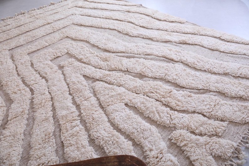 Minimalist Moroccan Wool Rug – Handmade Berber Area Rug – Ivory Geometric Beni Ourain Style - Image 3