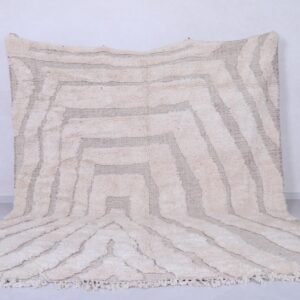Minimalist Moroccan Wool Rug – Handmade Berber Area Rug – Ivory Geometric Beni Ourain Style