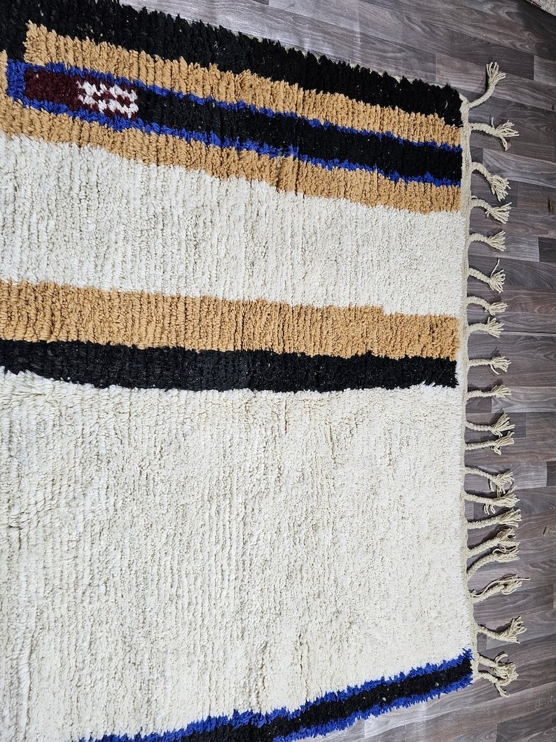 Modern Abstract Moroccan Berber Rug – Handmade Wool Area Rug with Bold Geometric Shapes in Neutral & Earth Tones - Image 5