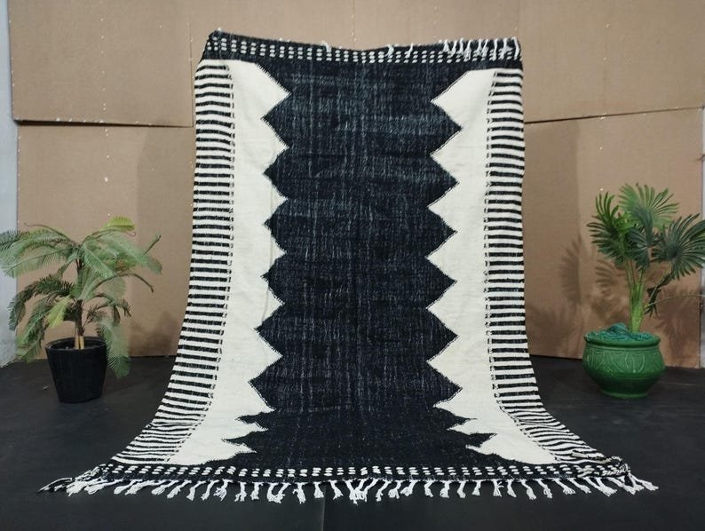 Handmade Black & White Moroccan Kilim Rug: Custom Wool Rug-Custom Large Moroccan Rug – Handmade Berber Carpet –Made in Morocco-tapis berbere - Image 11