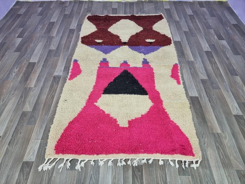 Handmade Pink Beni Ourain Carpet – Colorful Wool Rug for Living Room & Bedroom – Custom Moroccan Rug with Multicolored Azilal Design – Tapis Berbère