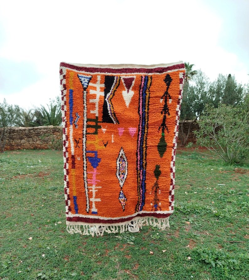 Hand-Knotted Wool Moroccan Rug: Tribal Berber Design - Image 2