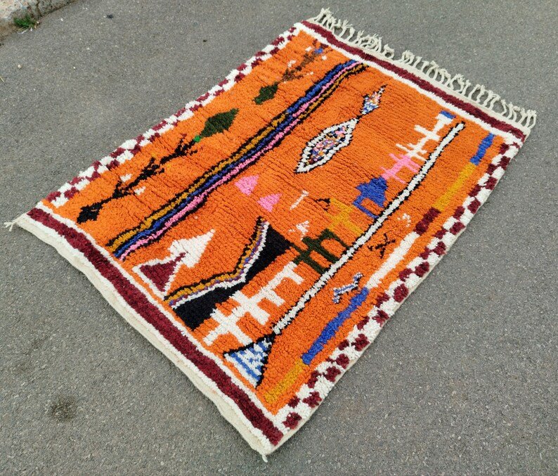 Hand-Knotted Wool Moroccan Rug: Tribal Berber Design - Image 11