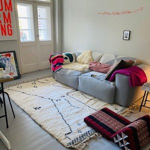 Moroccan Beni Ourain Rug – Ivory Wool with Blue Geometric Lines, Handmade Berber Area Rug - Image 11