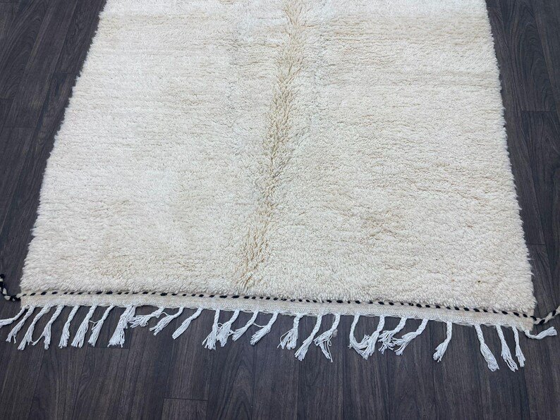 Handmade Moroccan Beni Ourain Rug – Ivory Cream Wool Area Rug with Minimalist Design - Image 3