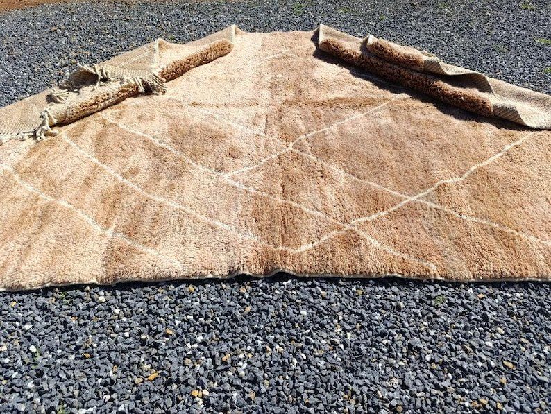 Handmade Beni Ourain Moroccan Rug – Sand Beige Wool Area Rug with Ivory Diamond Lines - Image 2