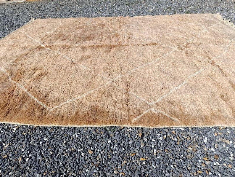 Handmade Beni Ourain Moroccan Rug – Sand Beige Wool Area Rug with Ivory Diamond Lines - Image 5