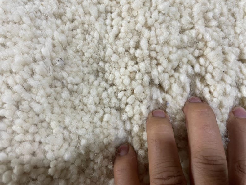 Minimalist Moroccan Beni Ourain Rug – Handmade Ivory Wool Rug with Black Lines - Image 3